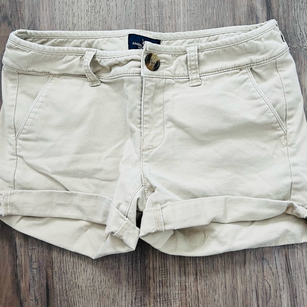 American Eagle midi khaki shorts
